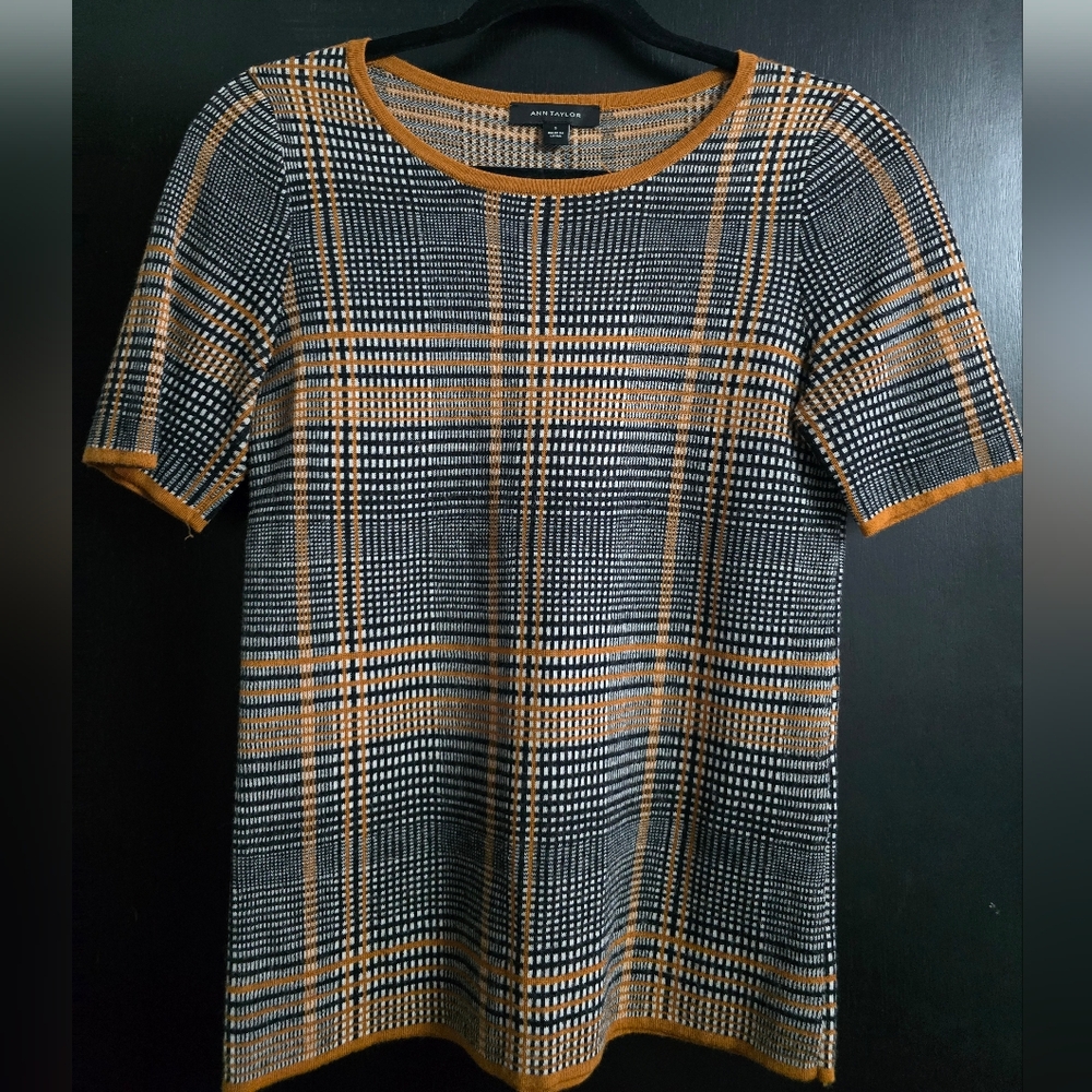 Ann Taylor Black and Orange Plaid Short Sleeve Sweater Top